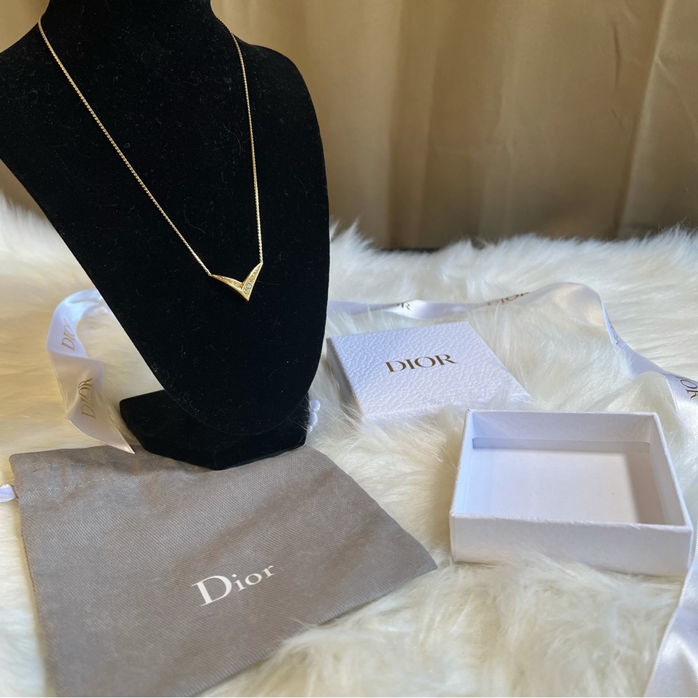 Christian Dior
Vintage 1980s
Gold
Rhinestone
Pendant 
Choker 
Necklace
Bundle - Picture 3 of 16